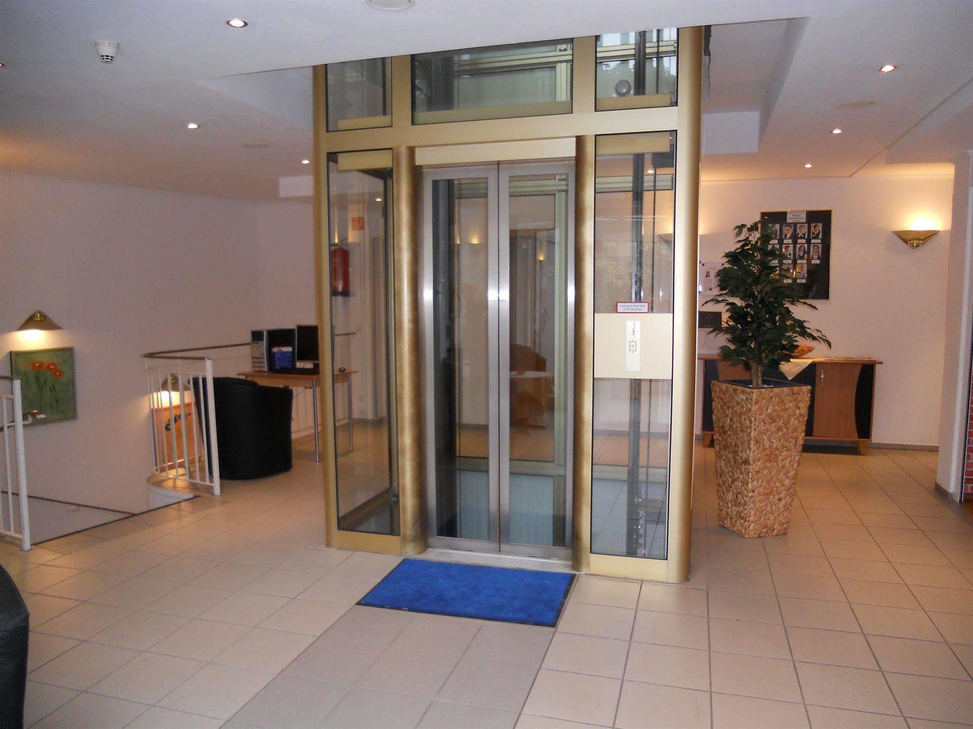 Kempe Komfort Plus Hotel Solingen Kültér fotó